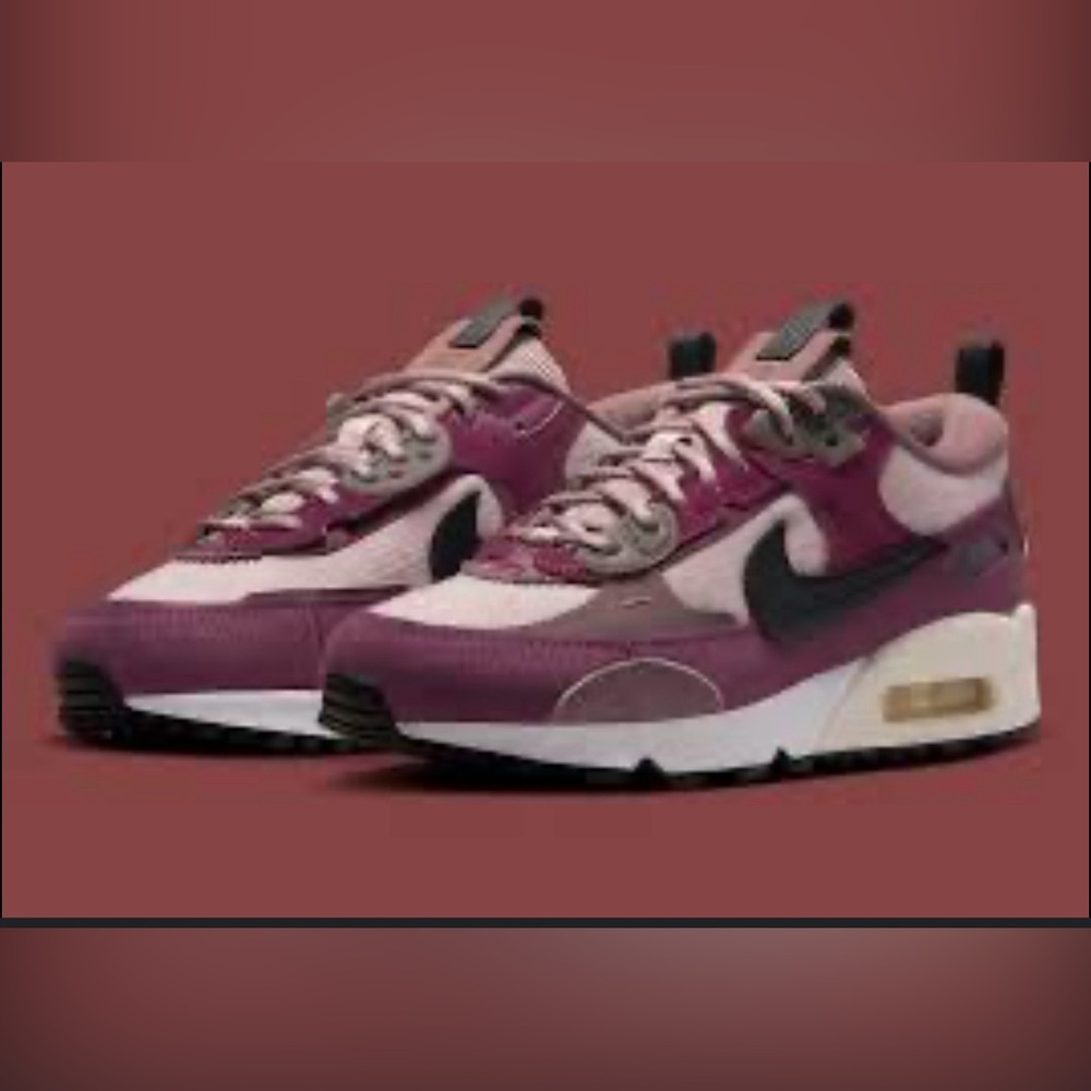 Nike air max plum eclipse men 7, women 8,5